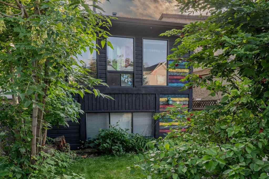 MLS® A2254642 - 4513 20 Avenue NW in Montgomery Calgary, Residential