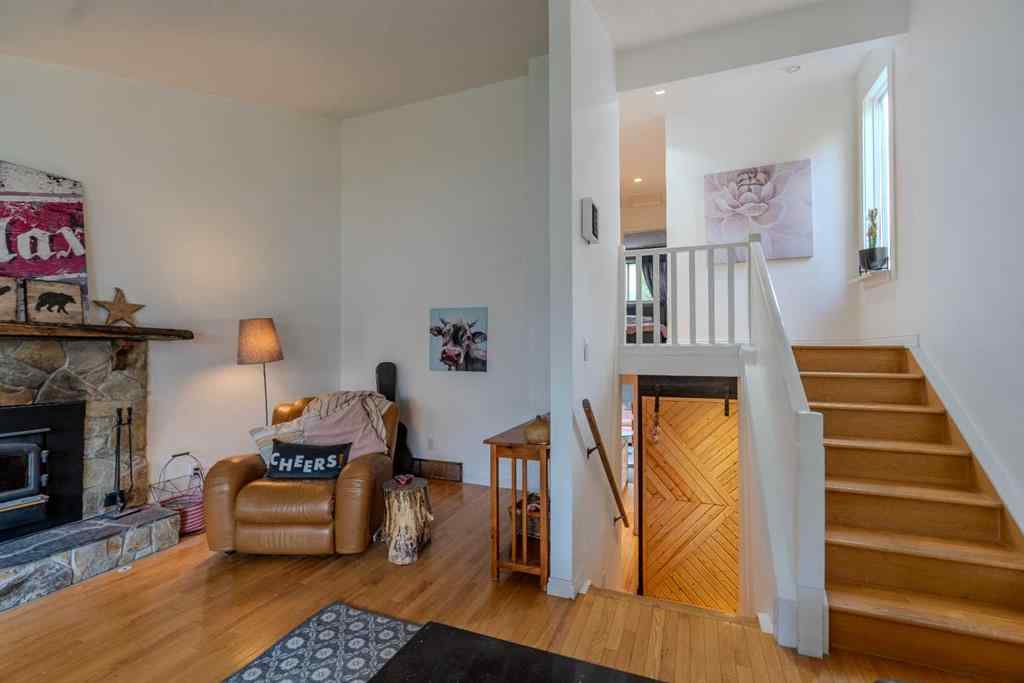 MLS® A2254642 - 4513 20 Avenue NW in Montgomery Calgary, Residential
