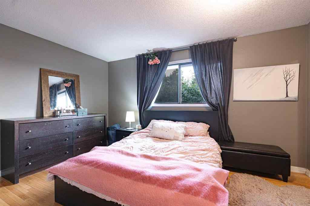 MLS® A2254642 - 4513 20 Avenue NW in Montgomery Calgary, Residential