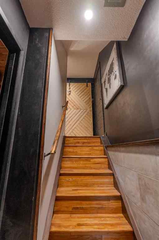 MLS® A2254642 - 4513 20 Avenue NW in Montgomery Calgary, Residential