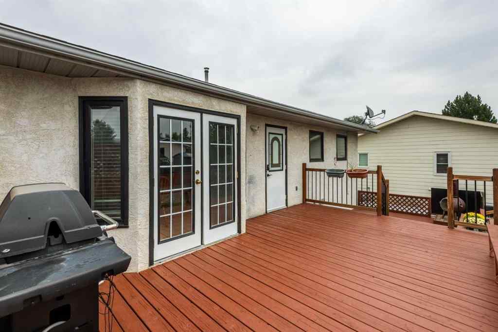 MLS® A2254643 - 405 2 Avenue NW in NONE Diamond Valley, Residential