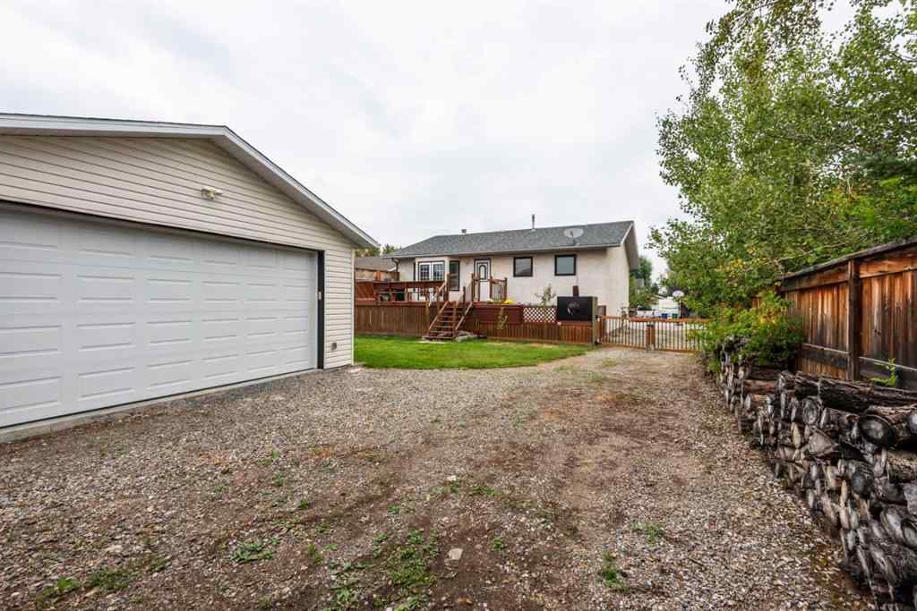 MLS® A2254643 - 405 2 Avenue NW in NONE Diamond Valley, Residential