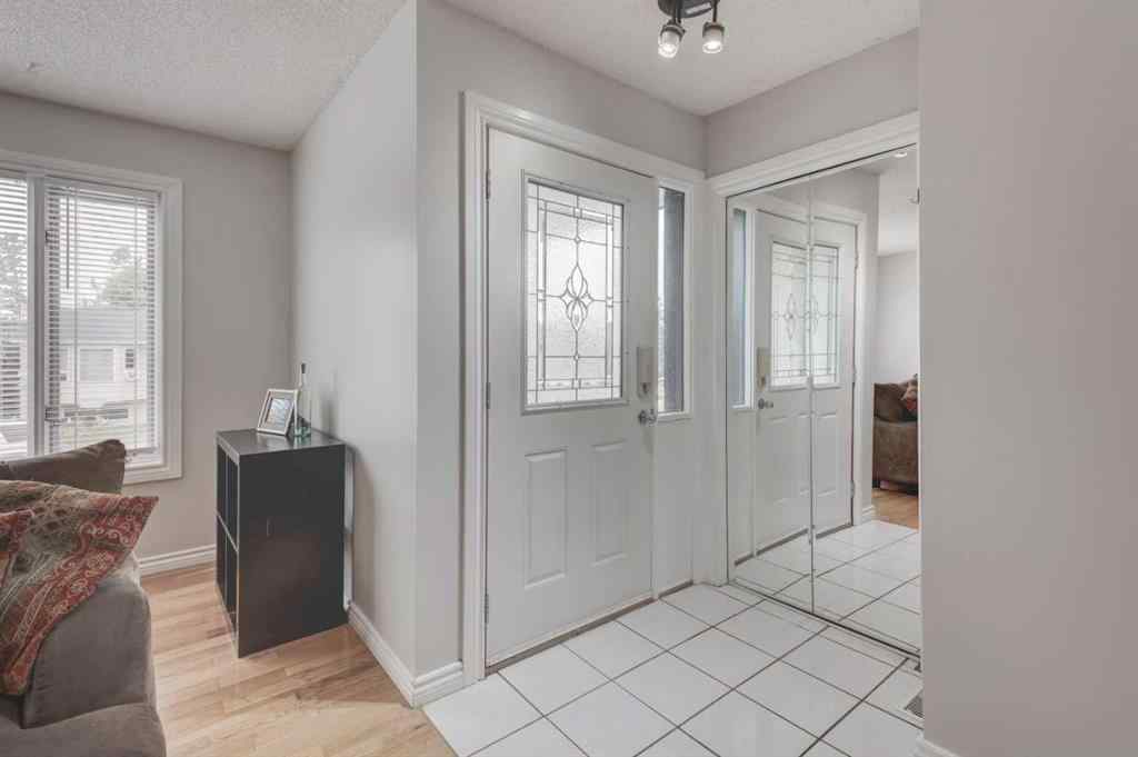 MLS® A2254643 - 405 2 Avenue NW in NONE Diamond Valley, Residential