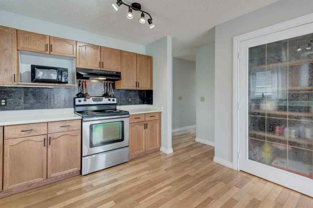 MLS® A2254643 - 405 2 Avenue NW in NONE Diamond Valley, Residential