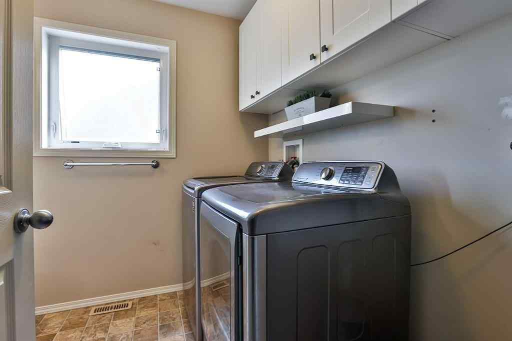 MLS® A2254644 - 1950 Parkside Green Coaldale   in NONE Coaldale, Residential