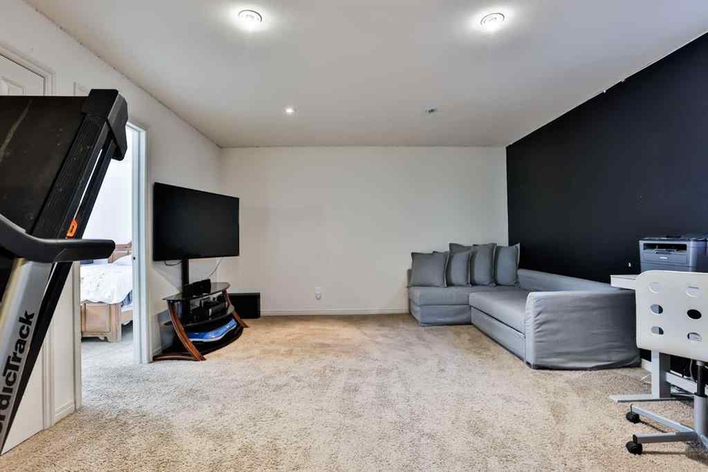 MLS® A2254644 - 1950 Parkside Green Coaldale   in NONE Coaldale, Residential