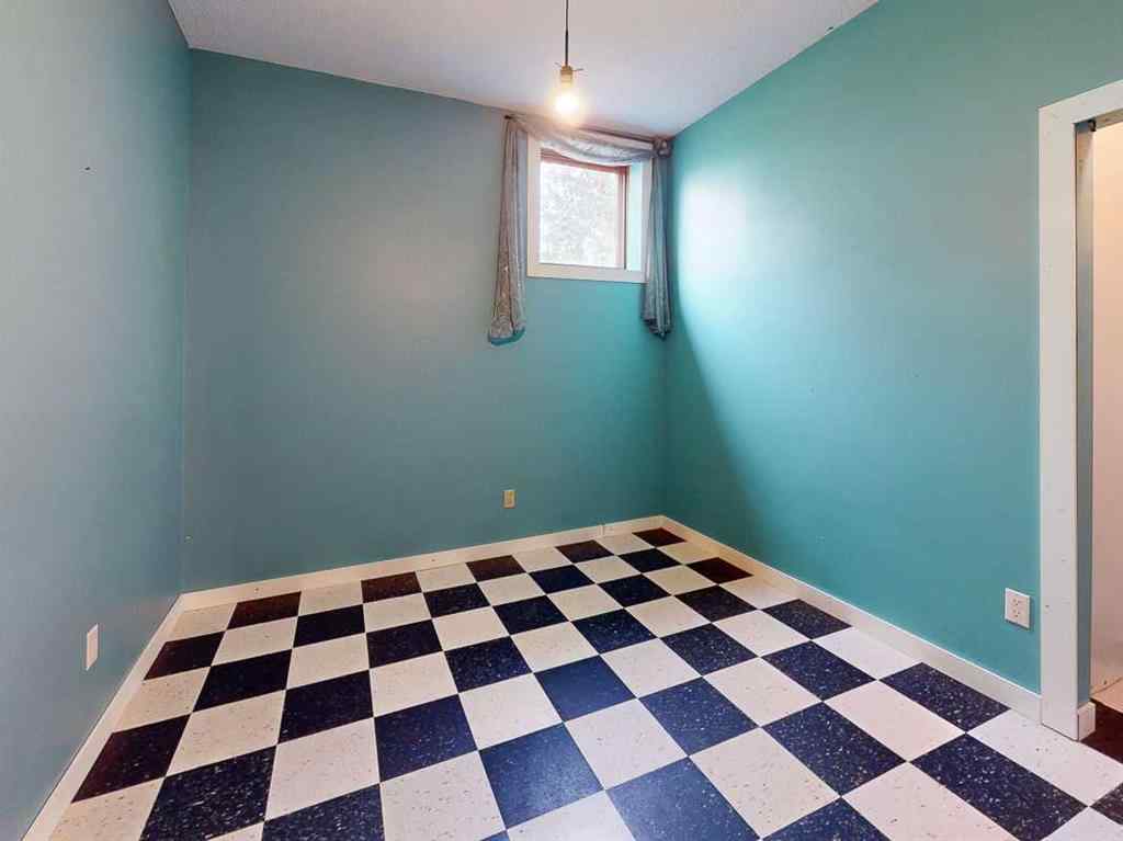 MLS® A2254649 - 43 1st Street W in NONE Orton, Residential