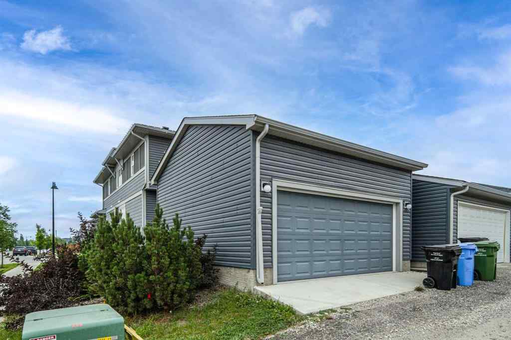 MLS® A2254650 - 8 Legacy Reach View SE in Legacy Calgary, Residential