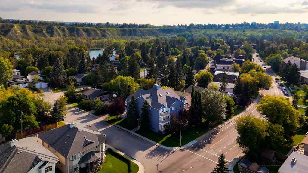 MLS® A2254651 - Unit #303 6148 Bowness Road NW in Bowness Calgary, Residential