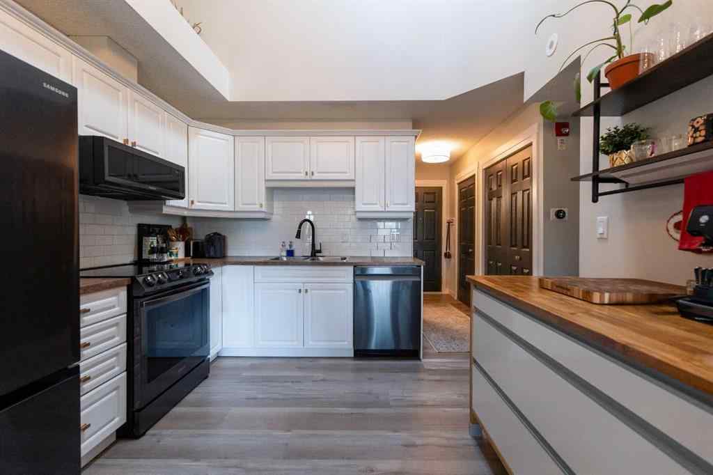 MLS® A2254651 - Unit #303 6148 Bowness Road NW in Bowness Calgary, Residential
