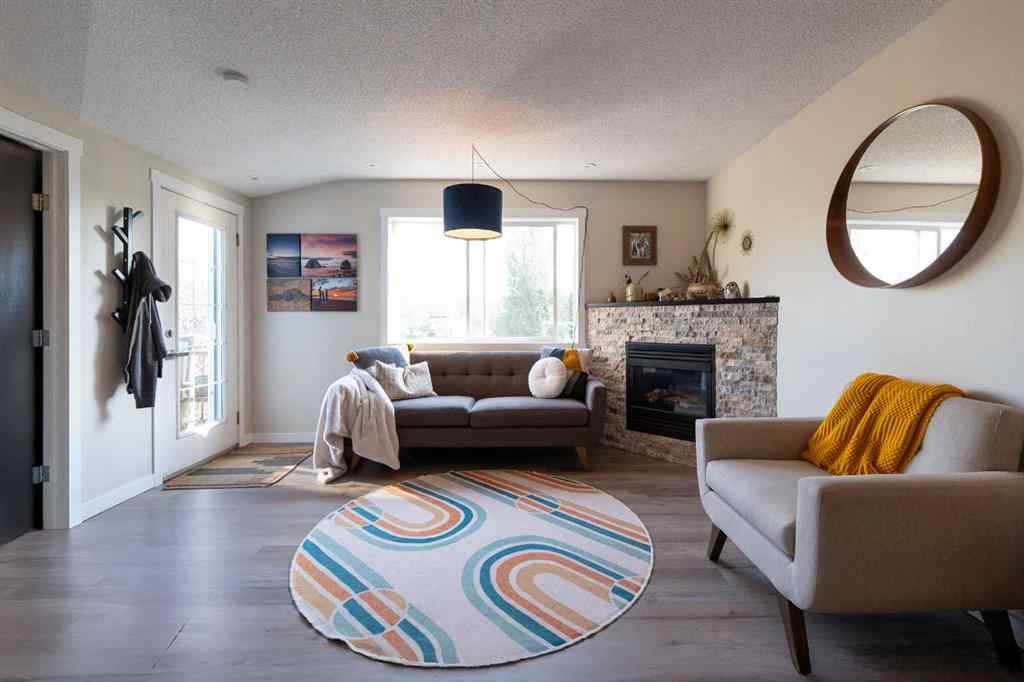 MLS® A2254651 - Unit #303 6148 Bowness Road NW in Bowness Calgary, Residential
