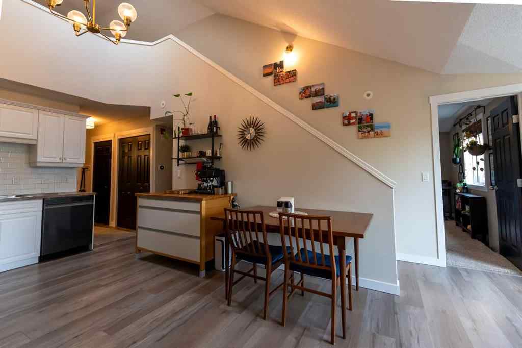 MLS® A2254651 - Unit #303 6148 Bowness Road NW in Bowness Calgary, Residential