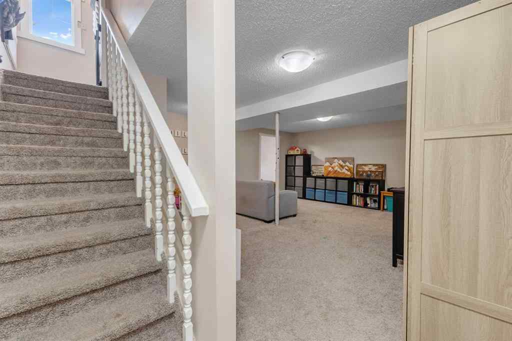 MLS® A2254653 - 187 Deerview Way SE in Deer Ridge Calgary, Residential
