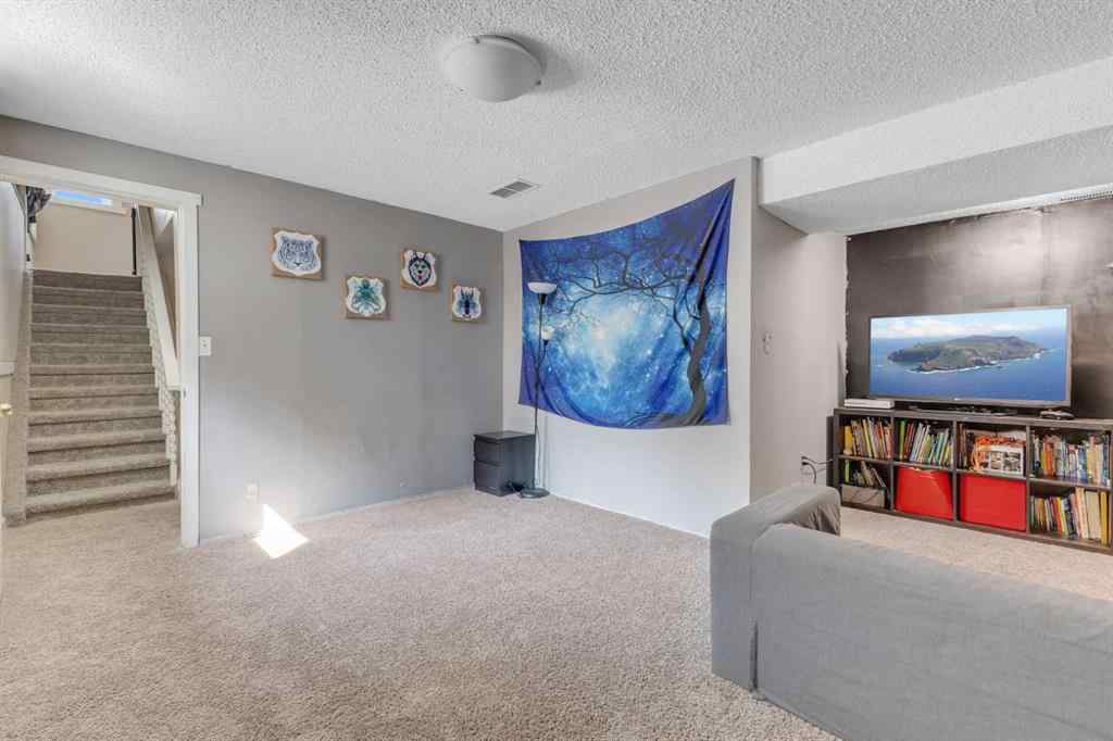 MLS® A2254653 - 187 Deerview Way SE in Deer Ridge Calgary, Residential