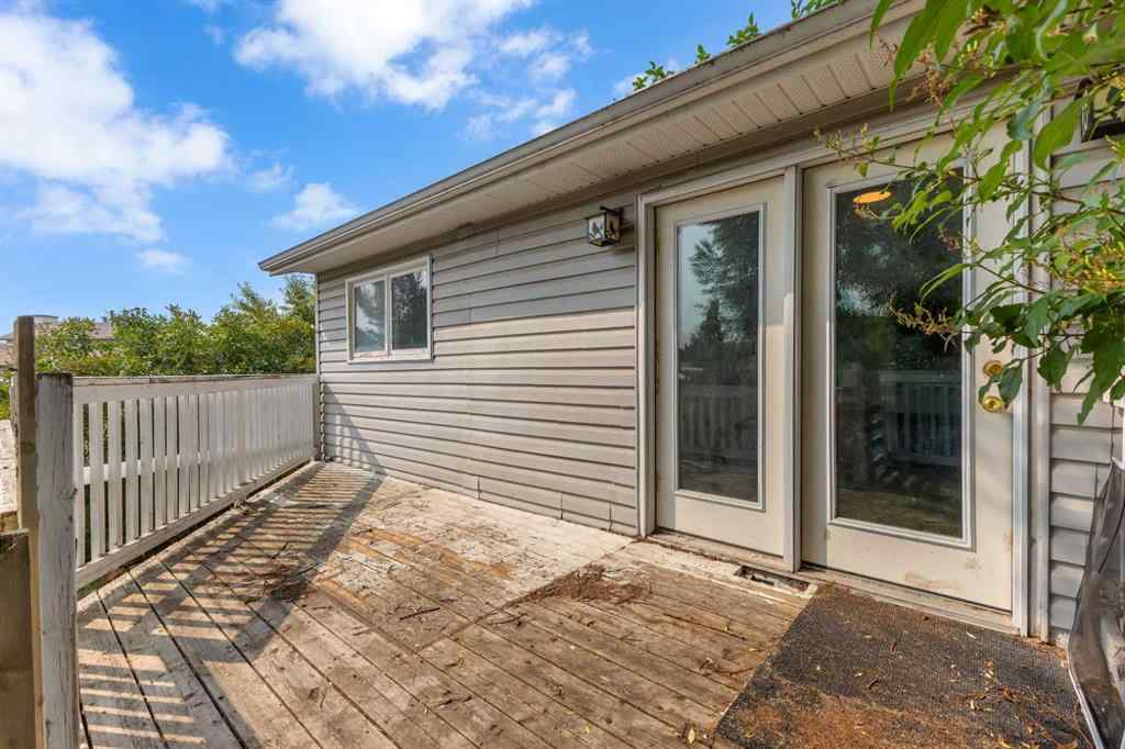 MLS® A2254653 - 187 Deerview Way SE in Deer Ridge Calgary, Residential