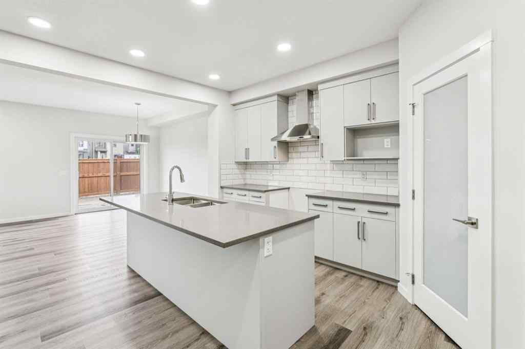 MLS® A2254658 - 10 Heartwood Villas SE in Out of Area Calgary Calgary, Residential