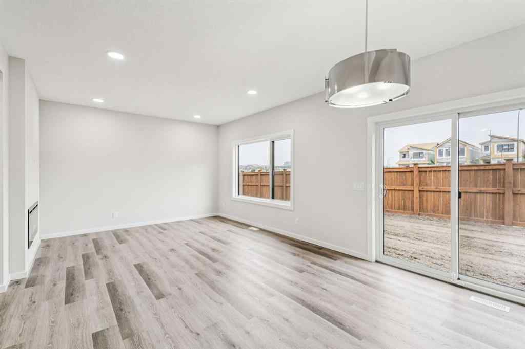 MLS® A2254658 - 10 Heartwood Villas SE in Out of Area Calgary Calgary, Residential