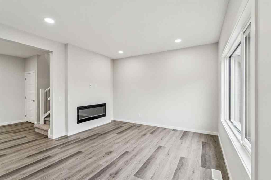 MLS® A2254658 - 10 Heartwood Villas SE in Out of Area Calgary Calgary, Residential