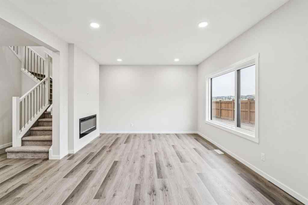 MLS® A2254658 - 10 Heartwood Villas SE in Out of Area Calgary Calgary, Residential
