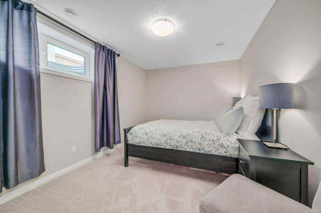 MLS® A2254661 - 4 Cougarstone Common SW in Cougar Ridge Calgary, Residential
