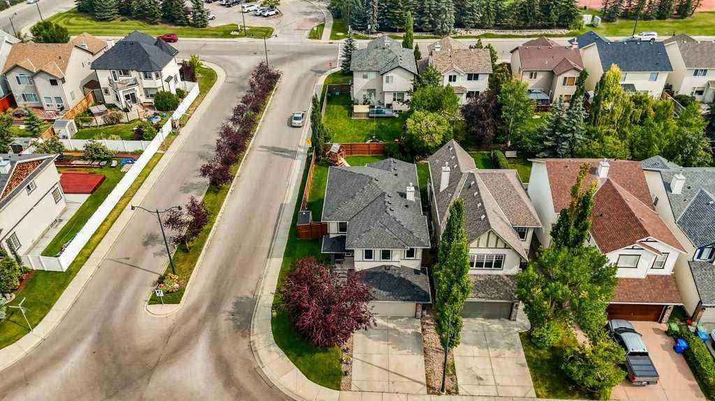 MLS® A2254661 - 4 Cougarstone Common SW in Cougar Ridge Calgary, Residential