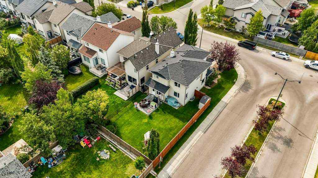 MLS® A2254661 - 4 Cougarstone Common SW in Cougar Ridge Calgary, Residential