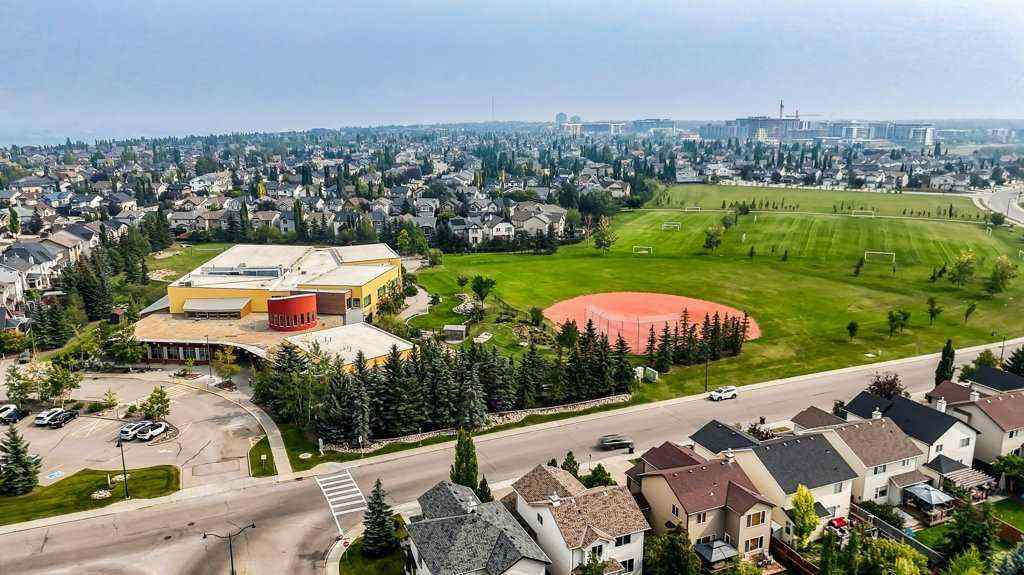 MLS® A2254661 - 4 Cougarstone Common SW in Cougar Ridge Calgary, Residential
