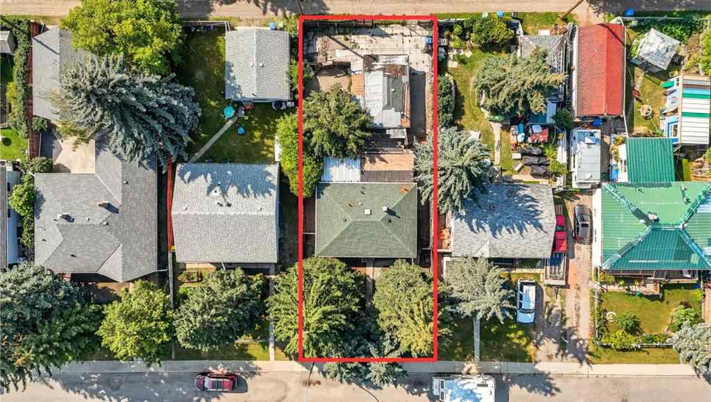 MLS® A2254662 - 7927 36 Avenue NW in Bowness Calgary, Residential