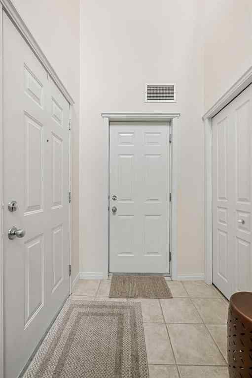 MLS® A2254664 - 33 Parkridge View SE in Parkland Calgary, Residential