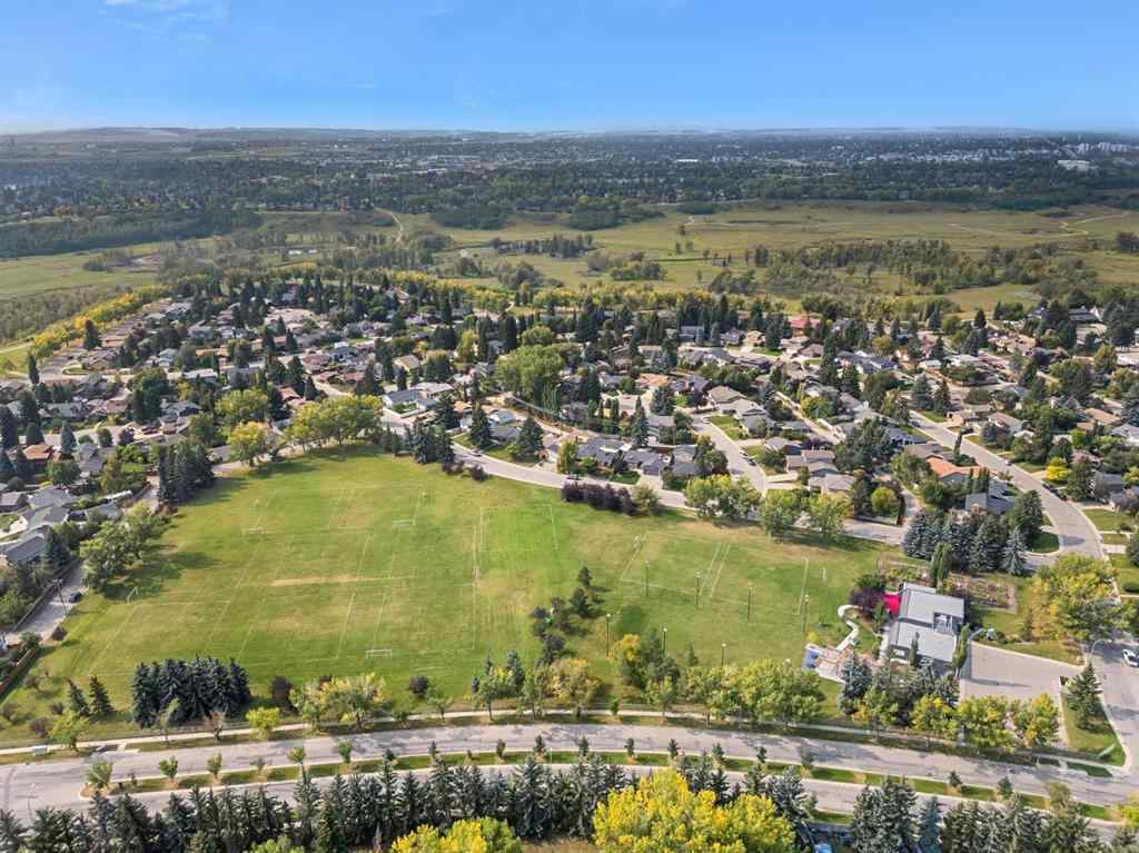 MLS® A2254664 - 33 Parkridge View SE in Parkland Calgary, Residential