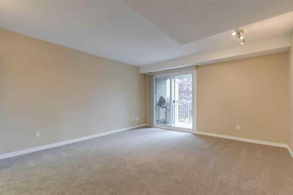 MLS® A2254669 - Unit #5 3015 51 Street SW in Glenbrook Calgary, Residential
