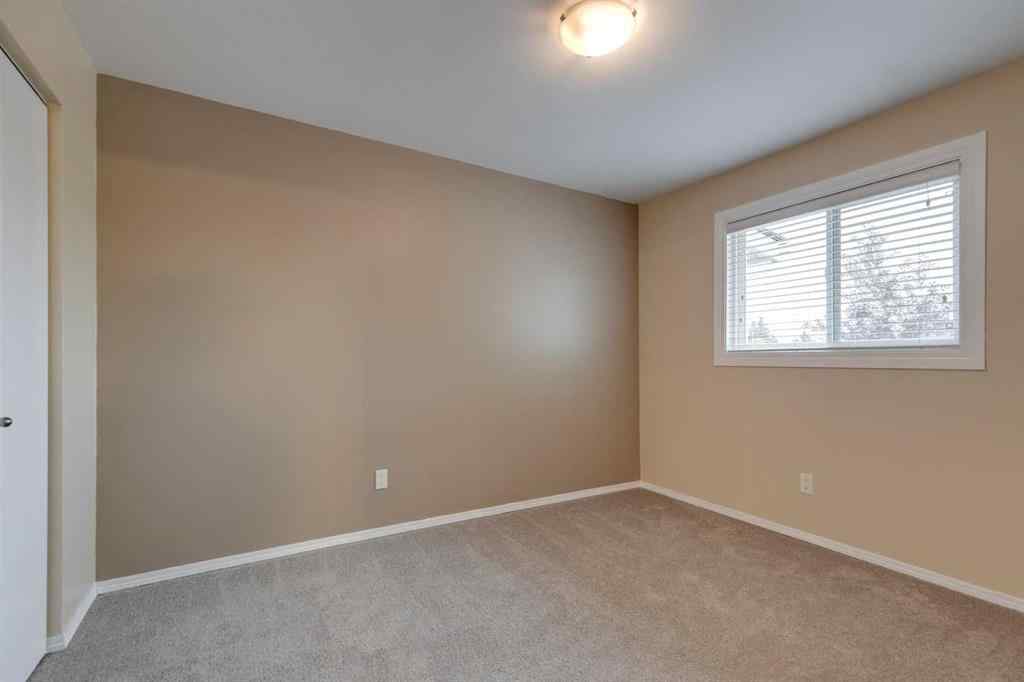 MLS® A2254669 - Unit #5 3015 51 Street SW in Glenbrook Calgary, Residential