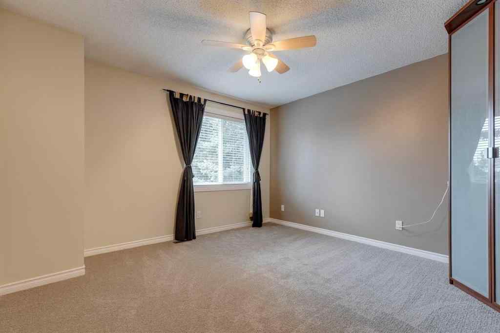 MLS® A2254669 - Unit #5 3015 51 Street SW in Glenbrook Calgary, Residential