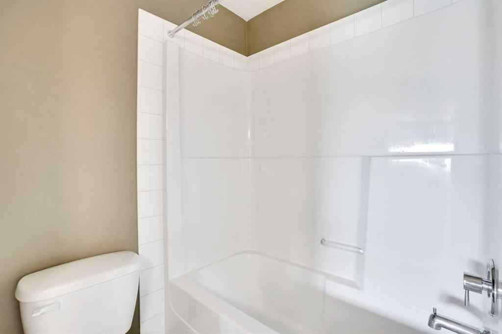 MLS® A2254670 - 157 Rainbow Falls Boulevard  in Rainbow Falls Chestermere, Residential