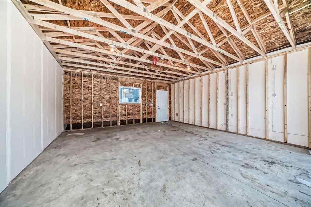 MLS® A2254673 - 674 Rangeview Street SE in Rangeview Calgary, Residential