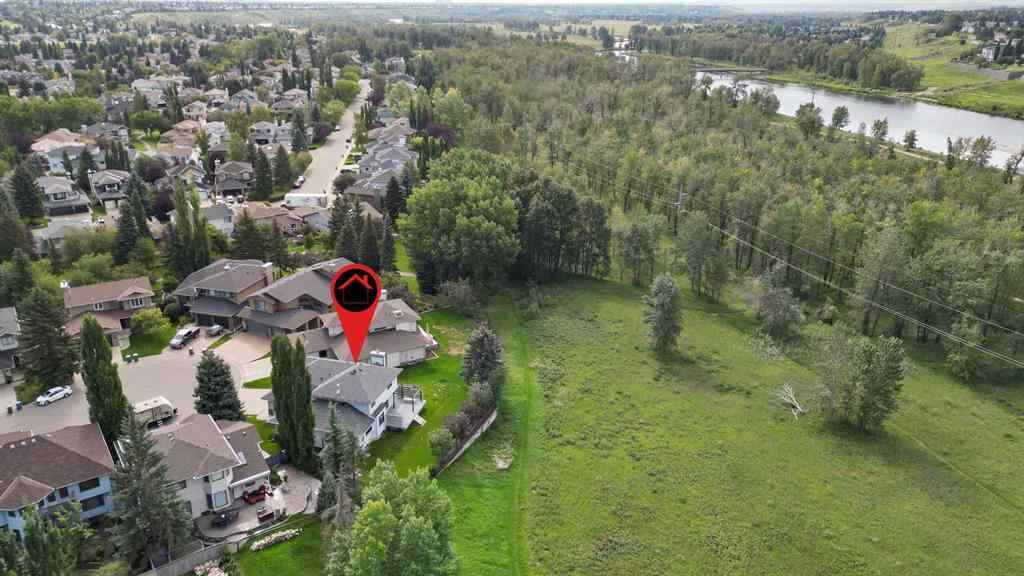 MLS® A2254677 - 127 Douglasbank Court SE in Douglasdale/Glen Calgary, Residential