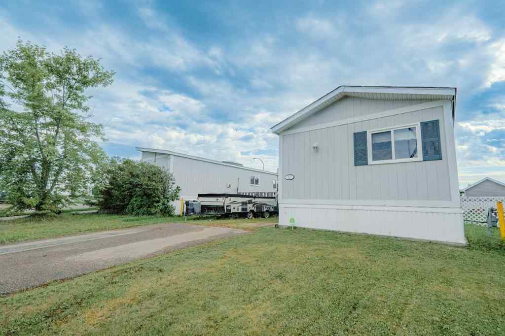 MLS® A2254681 - 122 Couture Lane  in Timberlea Fort McMurray, Residential