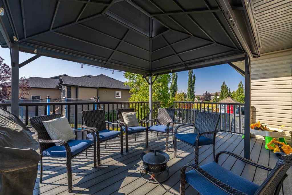 MLS® A2254682 - 1015 Carriage Lane Drive  in NONE Carstairs, Residential