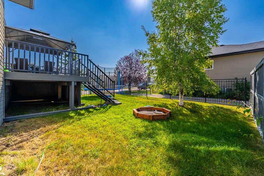 MLS® A2254682 - 1015 Carriage Lane Drive  in NONE Carstairs, Residential