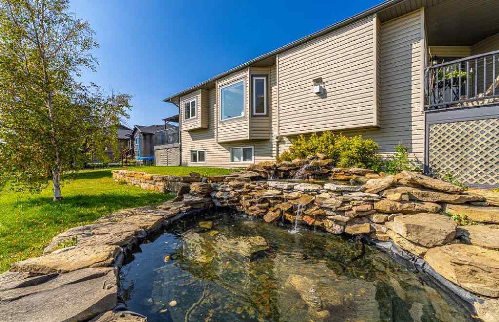 MLS® A2254682 - 1015 Carriage Lane Drive  in NONE Carstairs, Residential