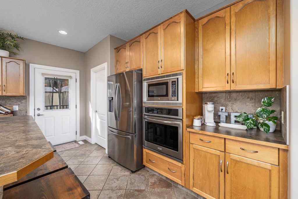 MLS® A2254682 - 1015 Carriage Lane Drive  in NONE Carstairs, Residential