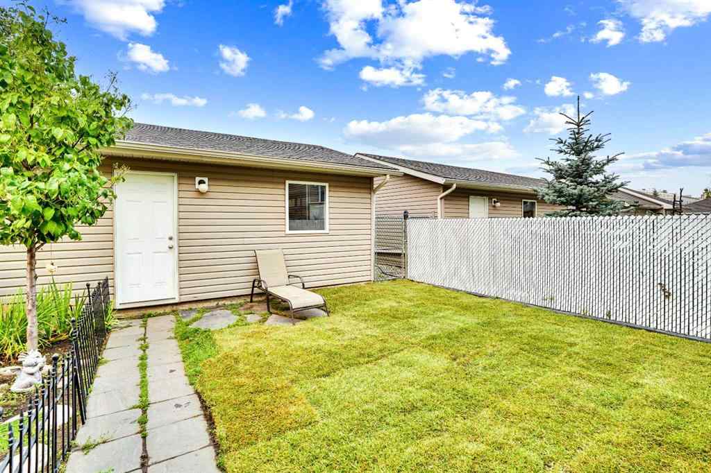 MLS® A2254685 - 323 Sandford Place NW in NONE Langdon, Residential