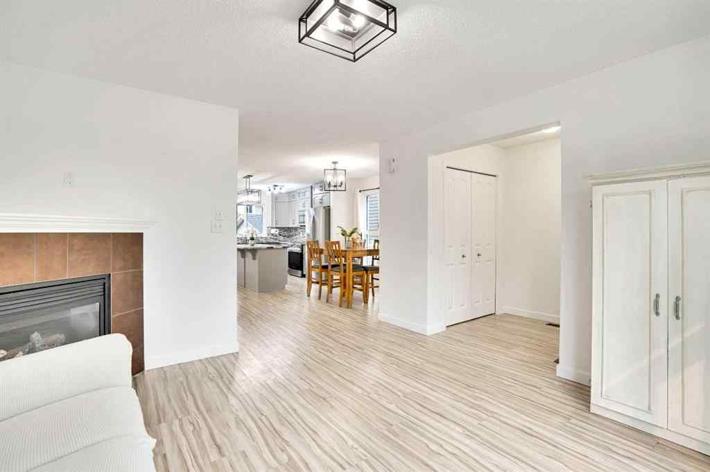 MLS® A2254685 - 323 Sandford Place NW in NONE Langdon, Residential