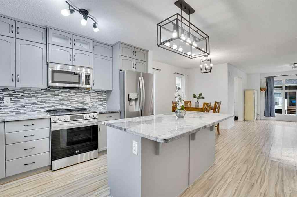 MLS® A2254685 - 323 Sandford Place NW in NONE Langdon, Residential