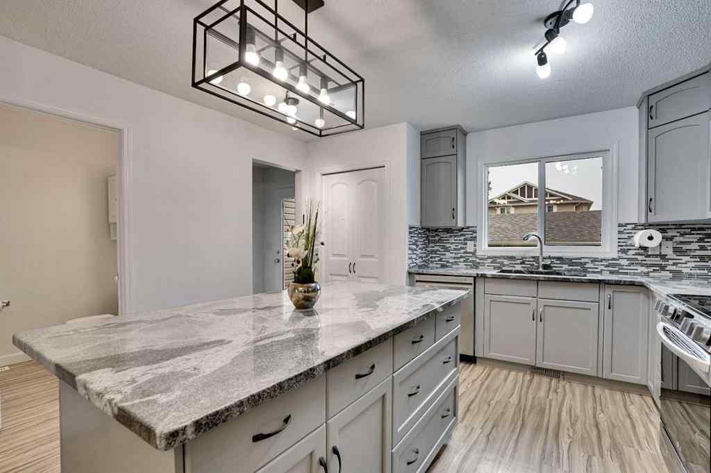 MLS® A2254685 - 323 Sandford Place NW in NONE Langdon, Residential