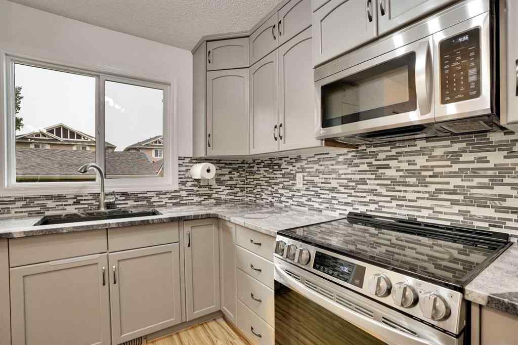 MLS® A2254685 - 323 Sandford Place NW in NONE Langdon, Residential