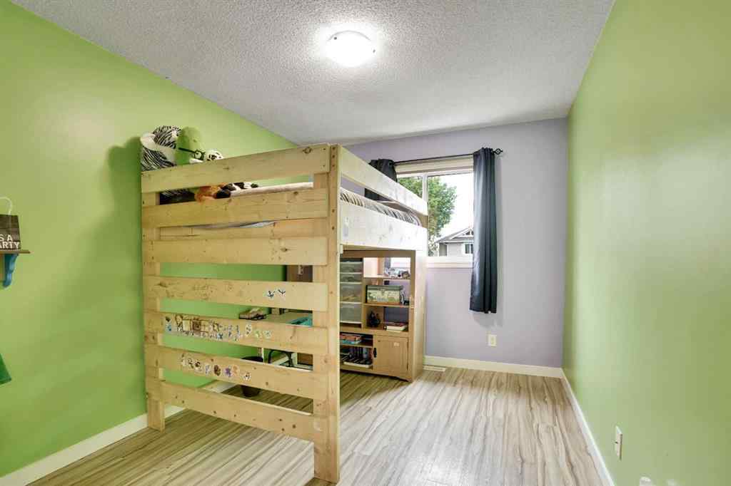 MLS® A2254685 - 323 Sandford Place NW in NONE Langdon, Residential