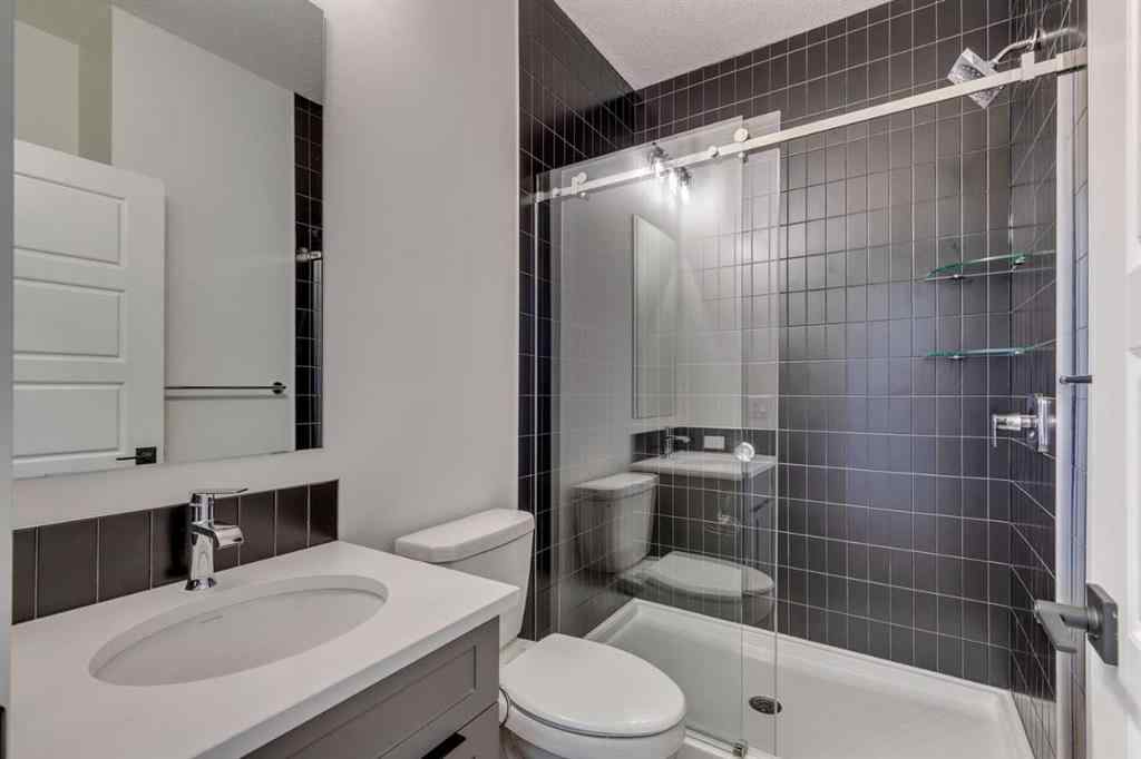 MLS® A2254686 - 739 Langley Terrace SE in Lanark Airdrie, Residential