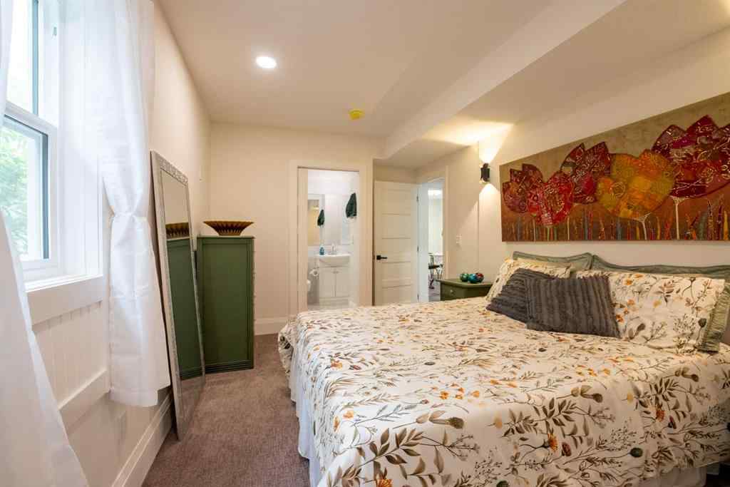 MLS® A2254687 - 742 12C Street N in Senator Buchanan Lethbridge, Residential