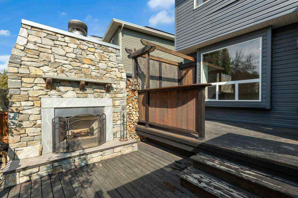 MLS® A2254700 - 17 Luxstone Rise SW in Luxstone Airdrie, Residential